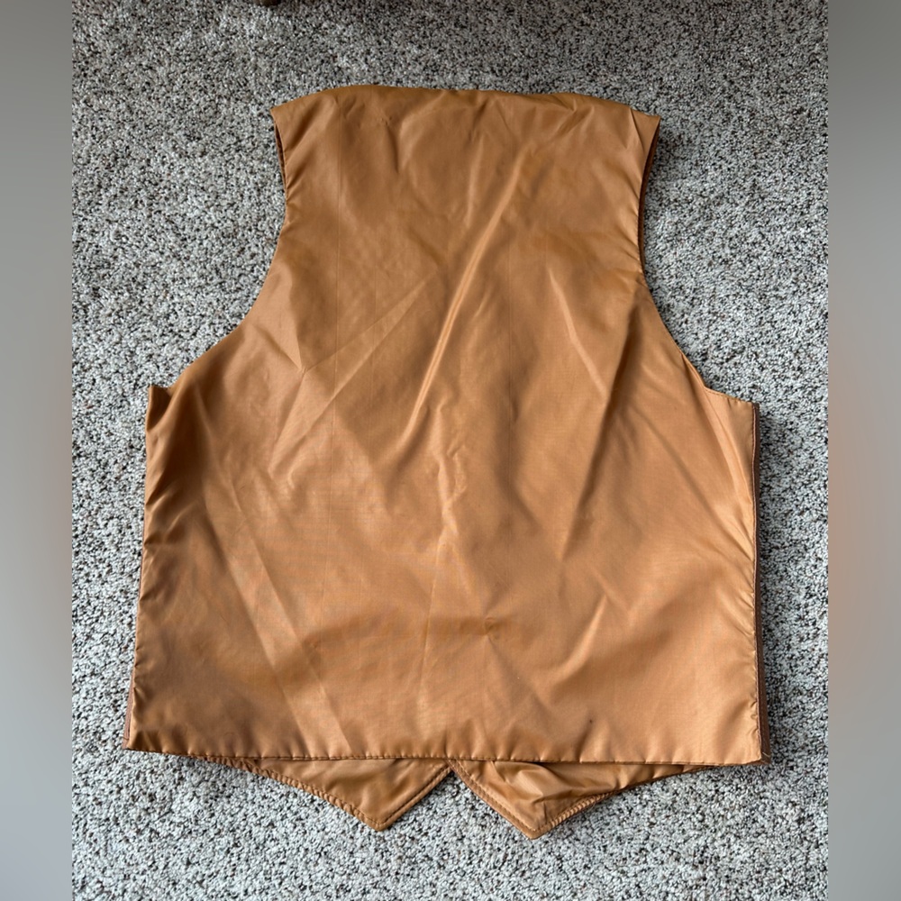Vintage 70s lightweight  brown leather vest.  Sears brand, men’s size 40 regular - Picture 2 of 13